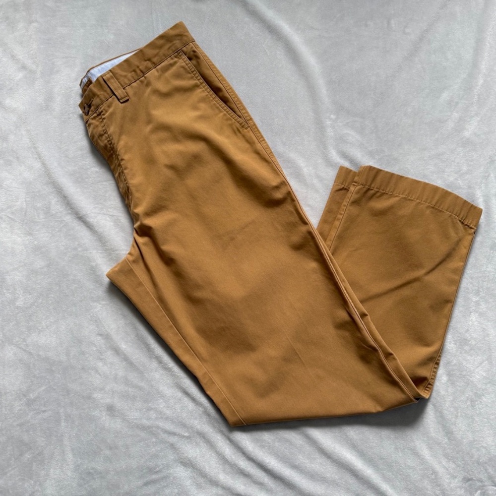 Men's LL Bean Classic Fit Khaki Pants